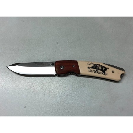 Coltello Ausonia con stampa cinghiale sul manico